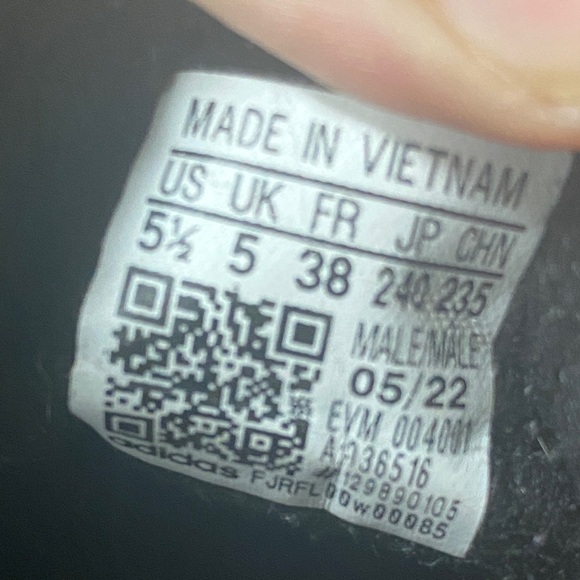 Adidas Black Samba boys 5.5 indoor soccer futsal - Picture 2 of 4